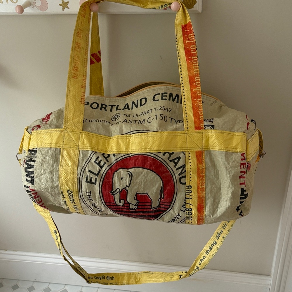 Duffle Bag made from recycled materials in Cambodia